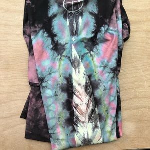 Teeki feather leggings